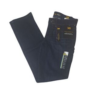 Lee Flex Motion Jeans Size 4 NWT Regular Fit Straight Leg Mid Rise Dark Wash